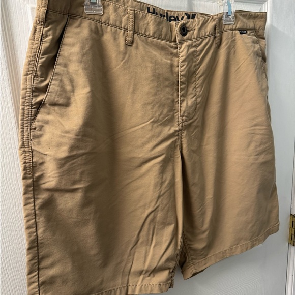 Hurley Shorts Nike Dri Fit Performance Beige Flat Stretch Mens Size 36 - Picture 3 of 7